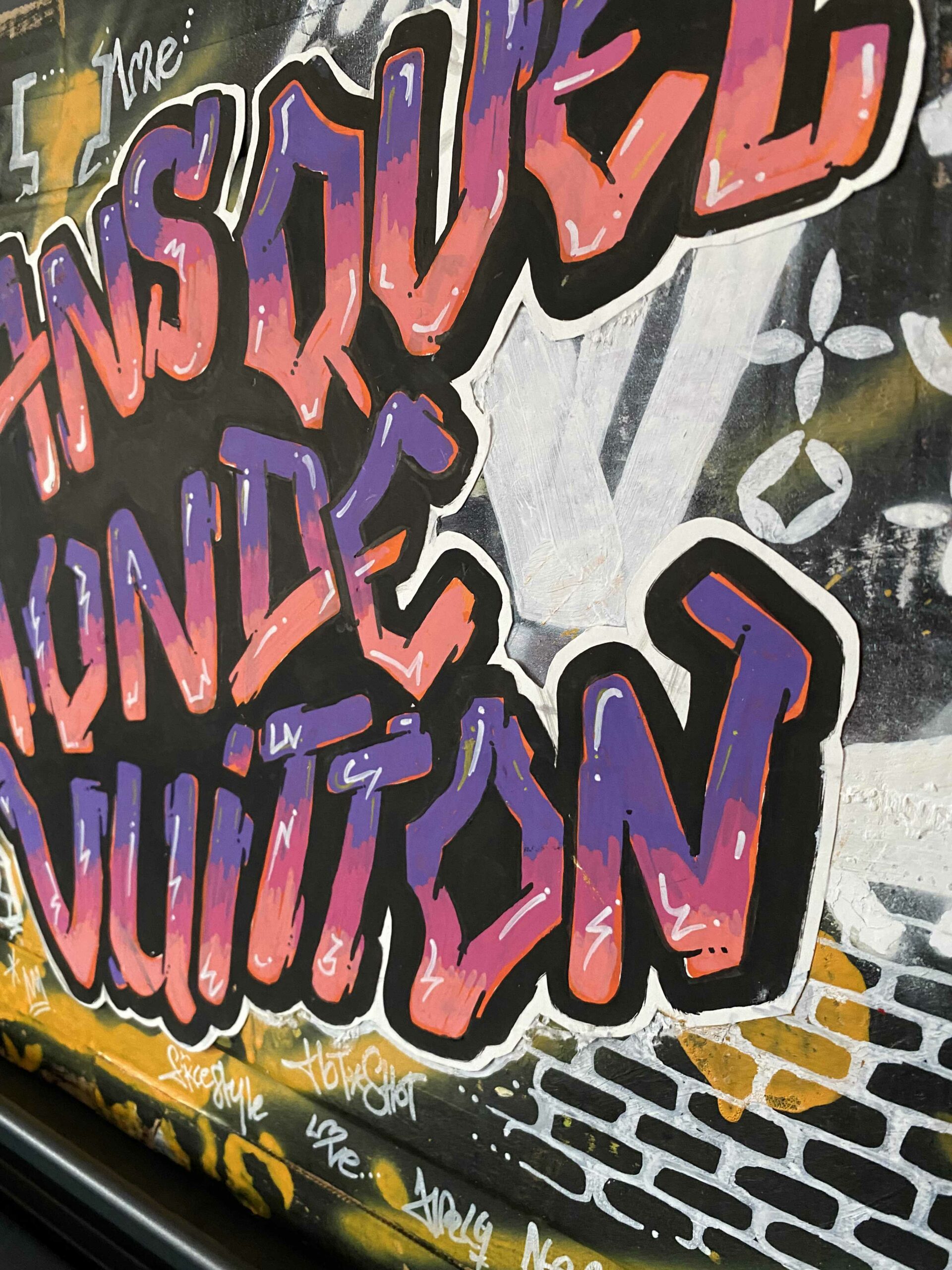 dans-quel-monde-vuiton-grandcarton2