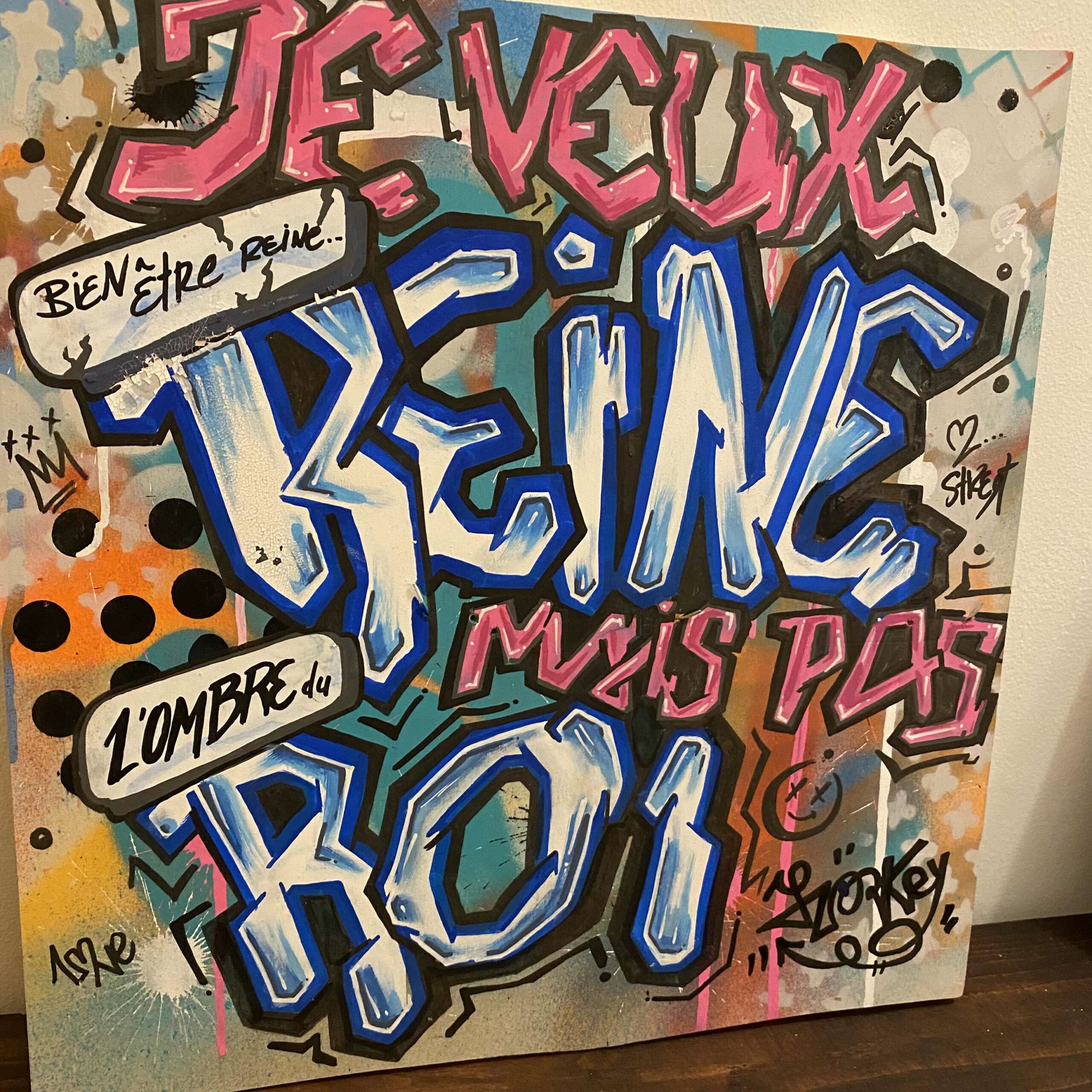 etre-reine-cote-detail2